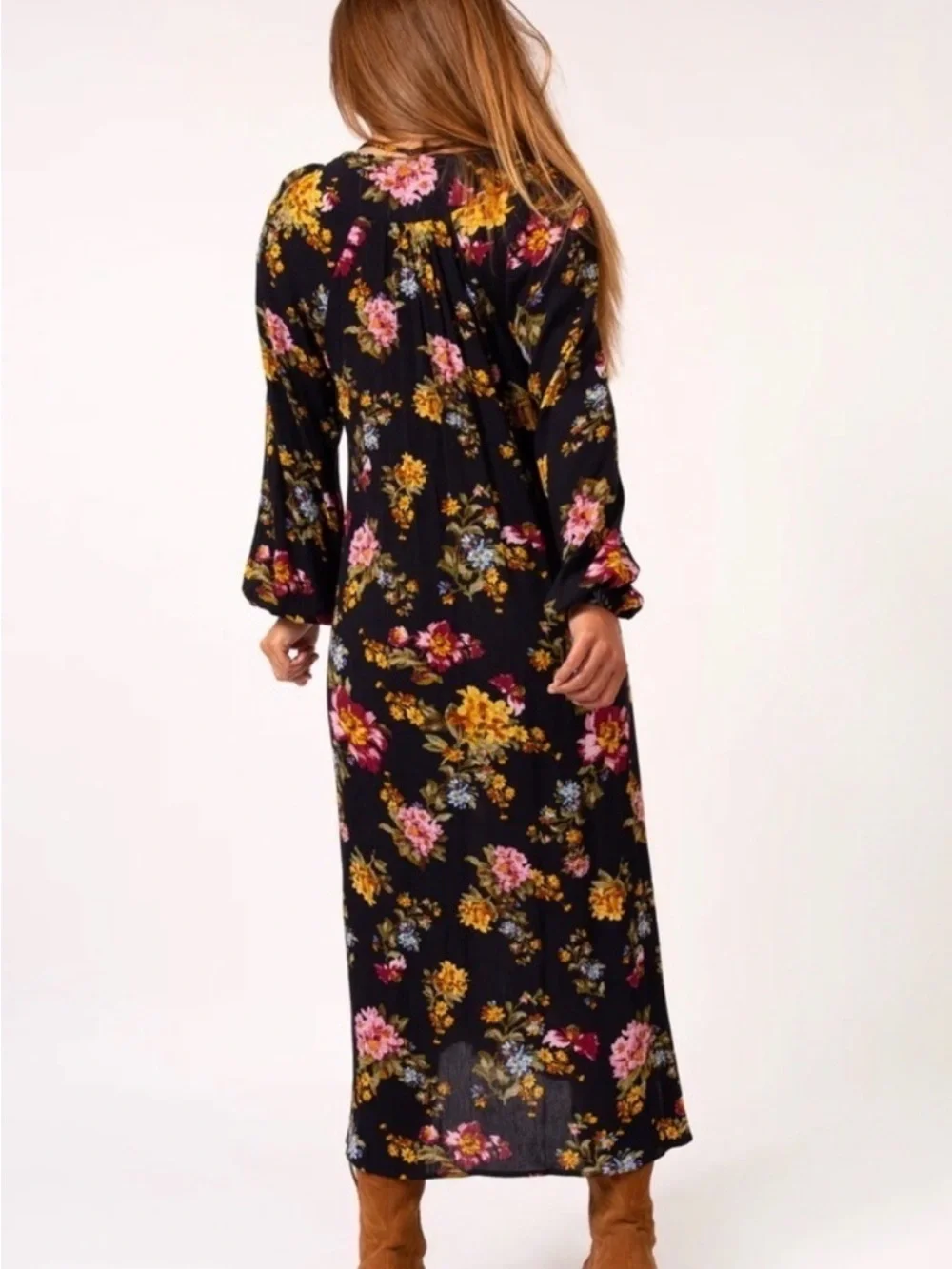 Natural Life Black Floral Rowen Side Slit Midi Dress Size Large - Picture 7 of 7